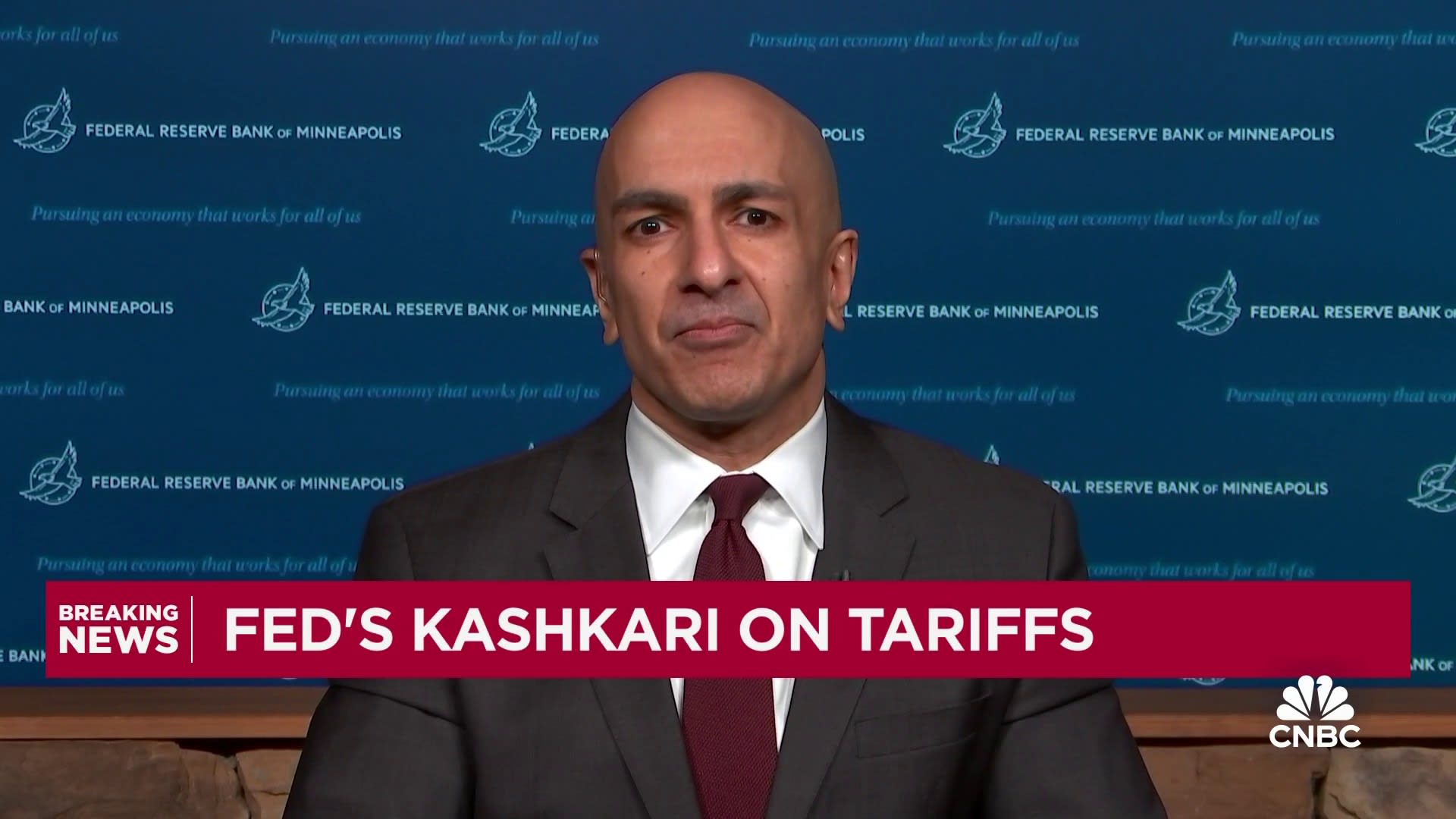 Fed's Kashkari: Falling dollar lends credibility to story of investor preferences shifting